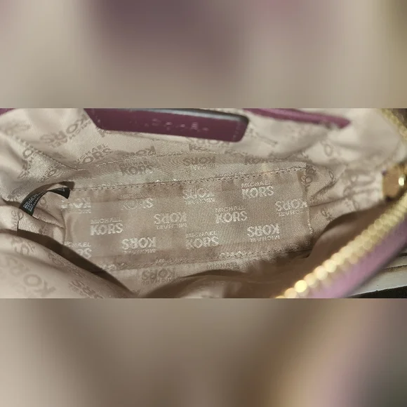 Michael Kors Purple Paisley Makeup Bag - Picture 11 of 12